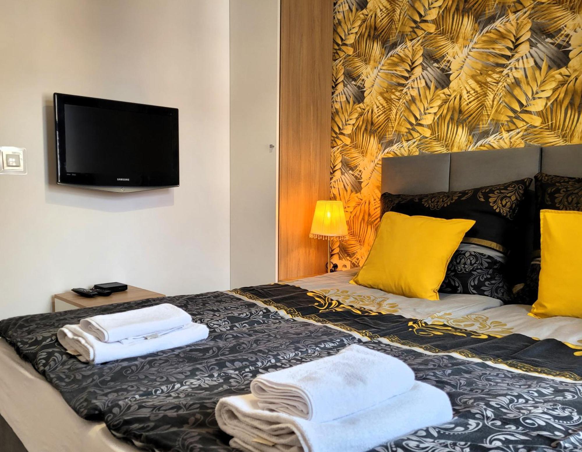 Apartament Przy Placu Piastowskim Jelenia Góra Eksteriør billede